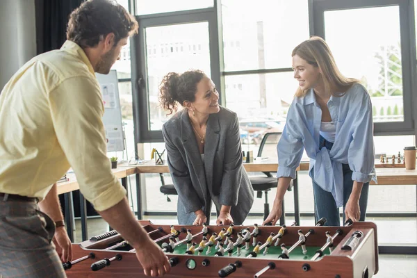 Smiling Business People Playing Table Soccer African American Colleage Office — Stock Photo, Image