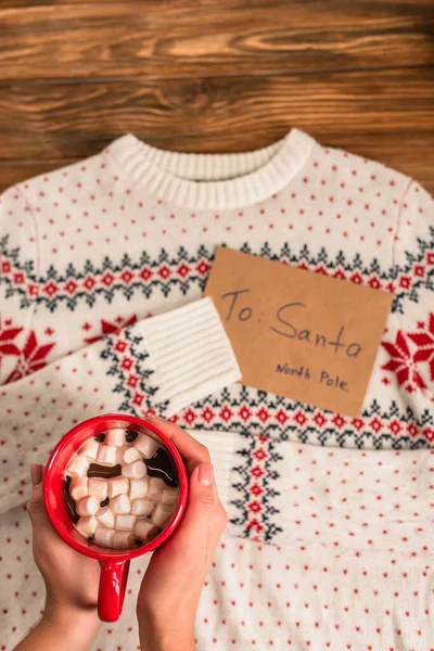 Cropped View Woman Holding Cocoa Marshmallows Blurred Letter Santa Knitted — Stock Photo, Image