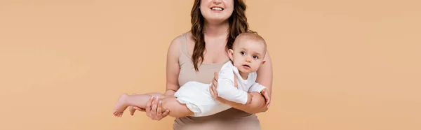 Smiling Woman Holding Baby Girl Isolated Beige Banner — Stock Photo, Image