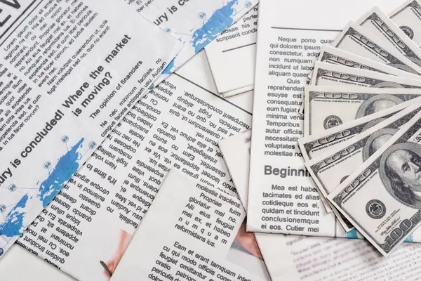 Top View Dollar Banknotes Newspapers — Stock Photo, Image