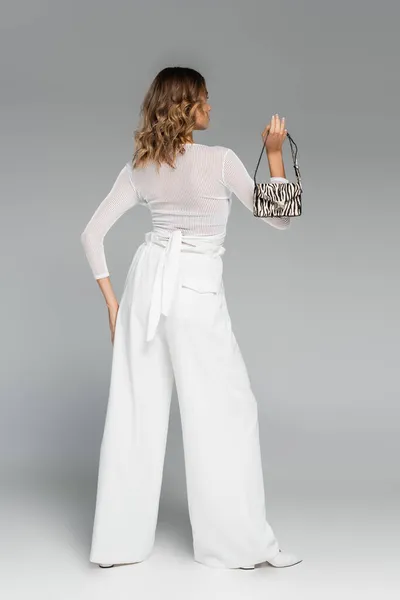 Full Length Young Model White Outfit Holding Handbag Zebra Print — Stock Photo, Image