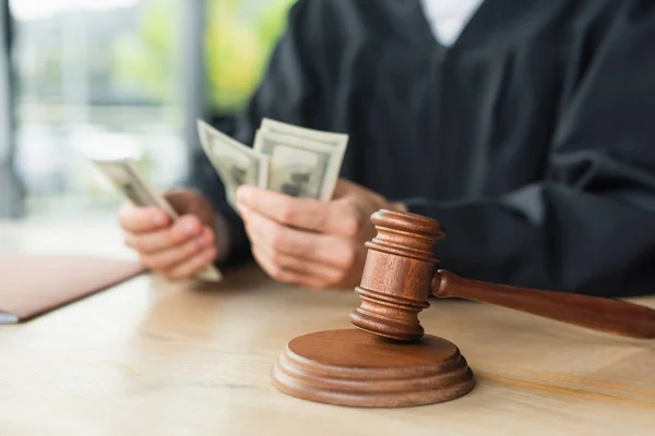 Selective Focus Gavel Cropped Judge Counting Dollars Blurred Background Corruption — Stock Photo, Image