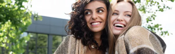 Happy Lesbian Couple Covered Blanket Laughing Park Banner — Stock Photo, Image