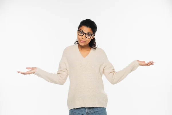 Confused African American Woman Sweater Eyeglasses Doing Shrug Gesture Isolated — Stock Photo, Image