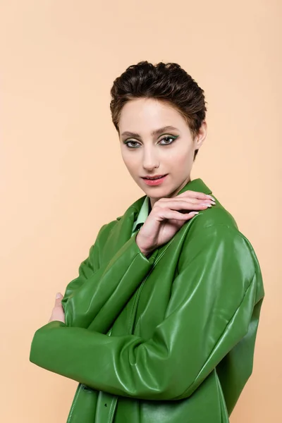 Brunette Woman Short Hair Wearing Green Leather Jacket Posing Isolated — Stock Photo, Image