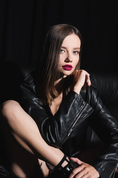 Sexy Brunette Woman Leather Jacket Looking Camera Black Background — Stock Photo, Image