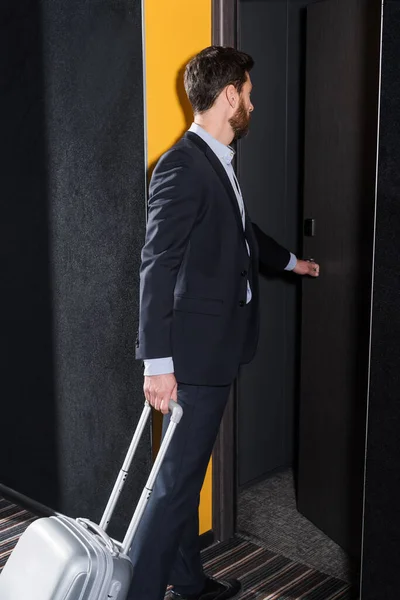 Bearded Businessman Luggage Entering Hotel Room — Stock Photo, Image