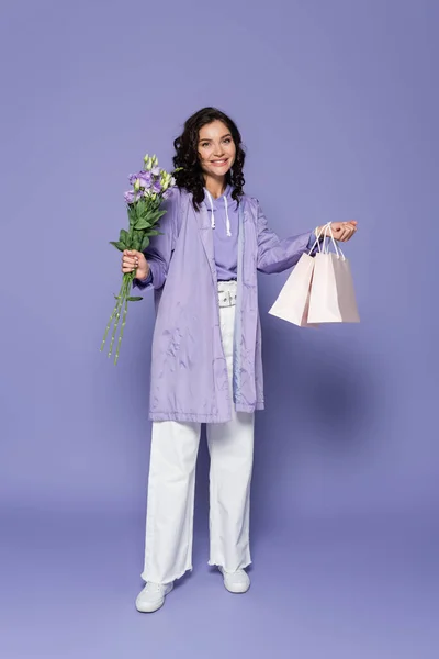 Full Length Happy Young Woman Raincoat Holding Bouquet Flowers Shopping — Stock Photo, Image