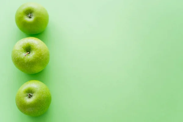 Top View Row Fresh Apples Green — Foto de Stock