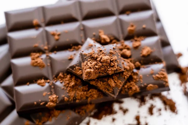 Vista Superior Del Cacao Seco Sobre Barras Chocolate Borrosas Sobre —  Fotos de Stock