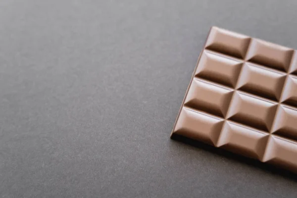 Vista Superior Barra Chocolate Sobre Fondo Negro Con Espacio Copia — Foto de Stock