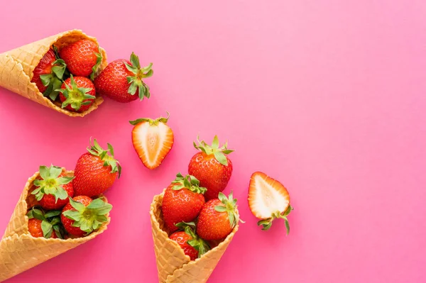Top View Sweet Strawberries Leaves Waffle Cones Pink Background — Stock Photo, Image