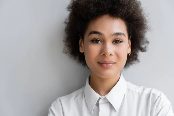 Portrait Curly African American Woman White Shirt Collar Standing Grey — Stock Photo, Image