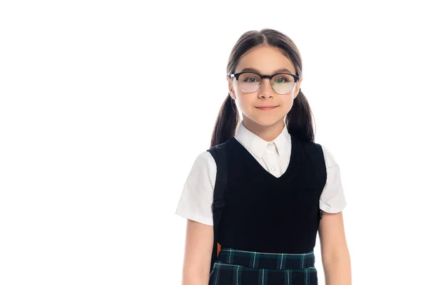 Glimlachend Schoolkind Bril Kijkend Naar Camera Geïsoleerd Wit — Stockfoto