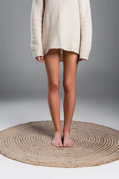 Partial View Barefoot Woman Naked Legs Long Sweater Standing Rug — 스톡 사진