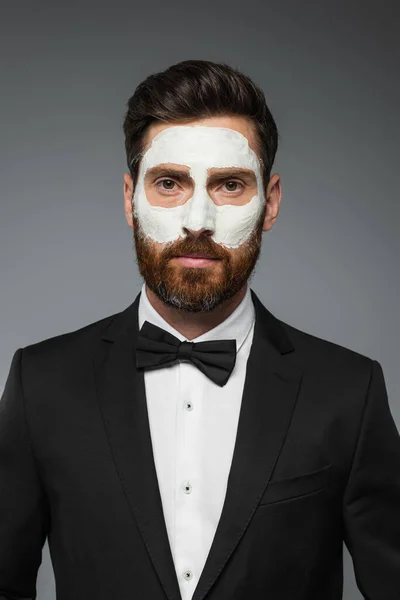 Portrait Bearded Man Tuxedo Clay Mask Face Isolated Grey — Zdjęcie stockowe