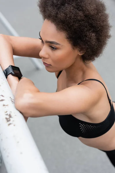 High Angle View Curly African American Woman Fitness Tracker Leaning — Fotografia de Stock