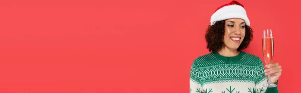 Gelukkig Afrikaans Amerikaanse Vrouw Santa Hoed Trui Met Groen Patroon — Stockfoto