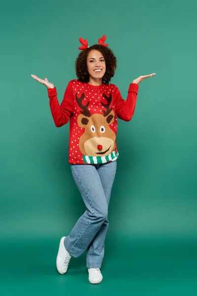 Cheerful African American Woman Warm Sweater Reindeer Horns Headband Posing — Stock Photo, Image