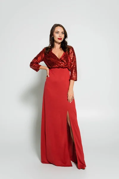 Full Length Pretty Brunette Woman Red Dress Holding Hand Hip — Stock Photo, Image
