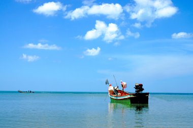 Kümülüs bulut closeup ile mavi gökyüzü