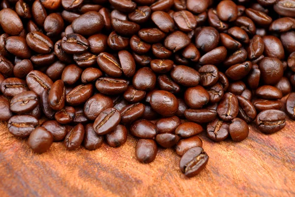 木の上のコーヒー豆 — ストック写真