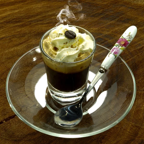 Espresso con panna koffie — Stockfoto