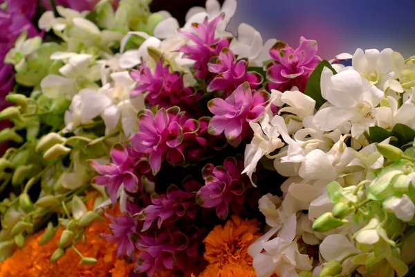 Flower arrangement at the wedding ceremony — Stock Photo, Image