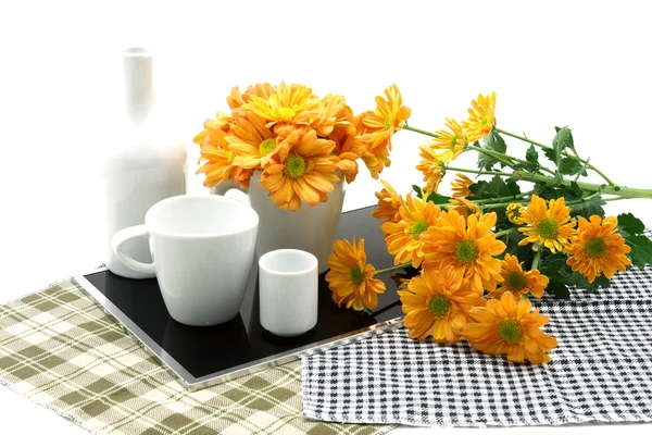 Crisantemo arancione e tazza di caffè — Foto Stock