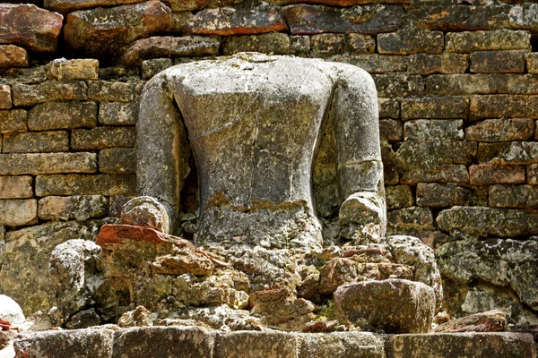 考古学的遺跡の仏教寺院です。タイ. — ストック写真