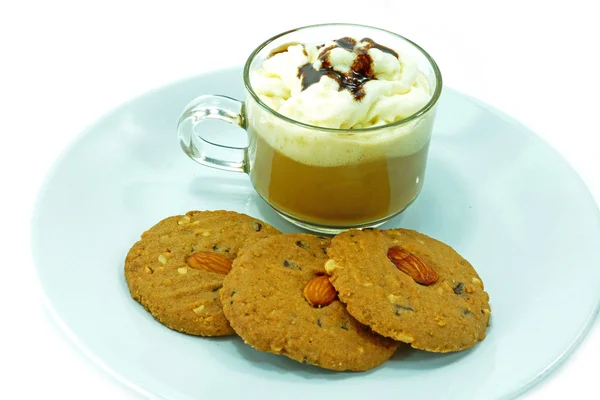 Mandorle Biscotti di pasticceria fatti in casa al cioccolato e caffè isolato su — Foto Stock