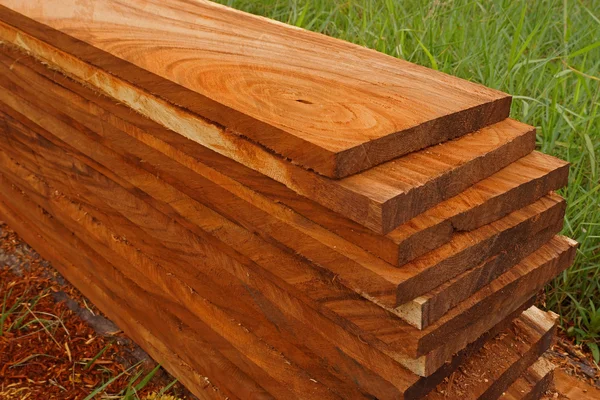 Dřevo pro průmyslové aplikace. — Stock fotografie