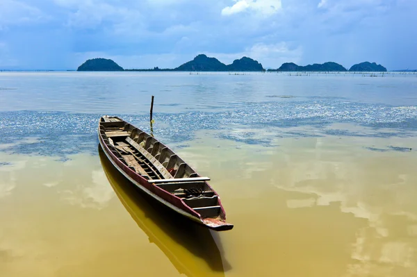 Boat fishing — Stock Photo, Image