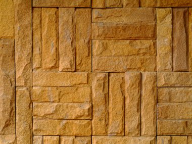 kumtaşı duvarları.