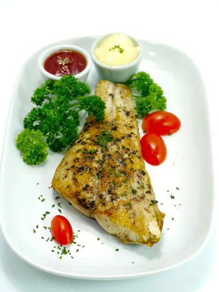 Fish steak with black pepper. — Stock Photo, Image