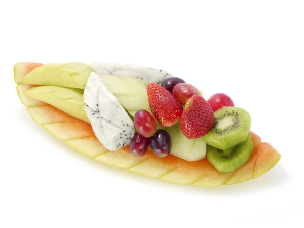 Frutas mistas isoladas sobre fundo branco . — Fotografia de Stock