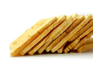 sarımsaklı ekmek beyaz bir arka plana dayanır