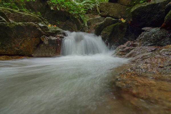 Small waterfall in the rainy season — Stock Photo, Image