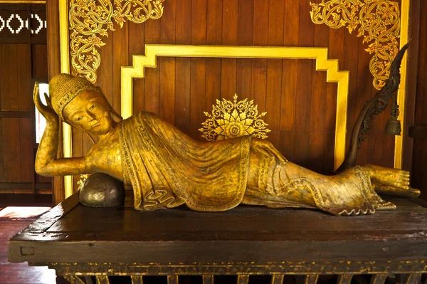 Vecchio buddha thailandia — Foto Stock