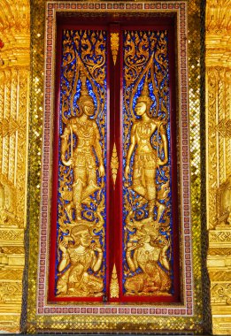 Tay ahşap kapı nefes nefese. Tay Tapınak.