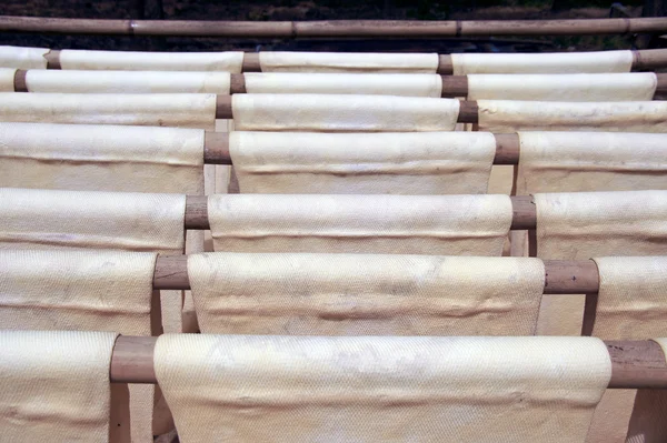 Hoja de goma seca Para uso en la industria . — Foto de Stock