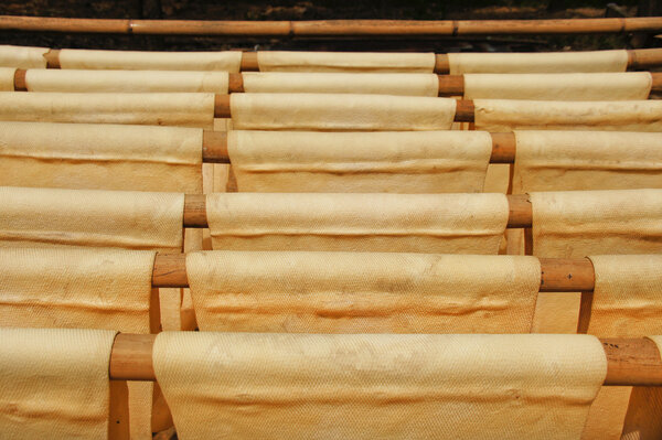 Сухой резиновый лист для использования в промышленности
.