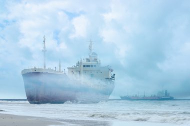 Okyanus gemiler katıştırılmış çünkü muson.