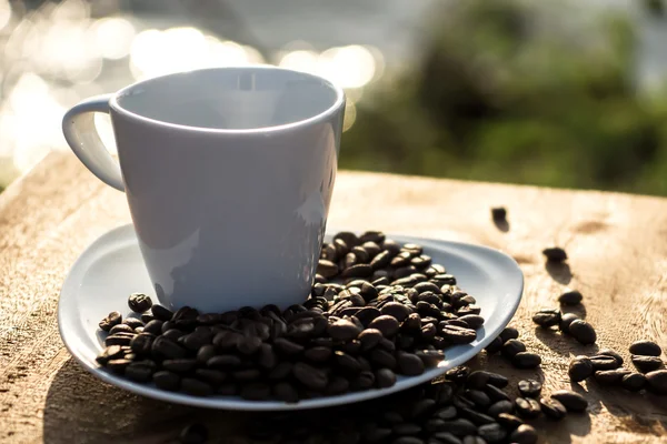 Morning coffee on the lake. — Stock Photo, Image