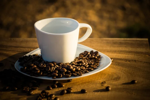 Morning coffee on the lake. — Stock Photo, Image