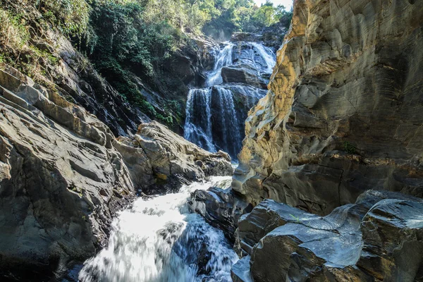 Krung Ching cascade Parc national Nakhon Si Thammarat — Photo