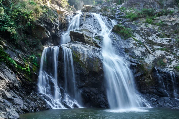 Krung Ching cascade Parc national Nakhon Si Thammarat — Photo