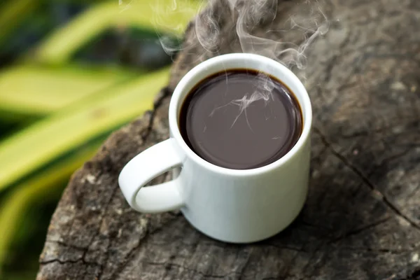 每天早上喝咖啡的木板上. — 图库照片