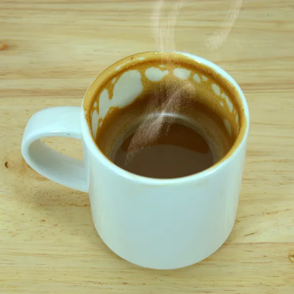 Cappuccino-Kaffeeflecken auf Kaffeetassen. — Stockfoto