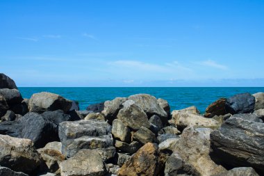 Fırtına akım koruması için taş